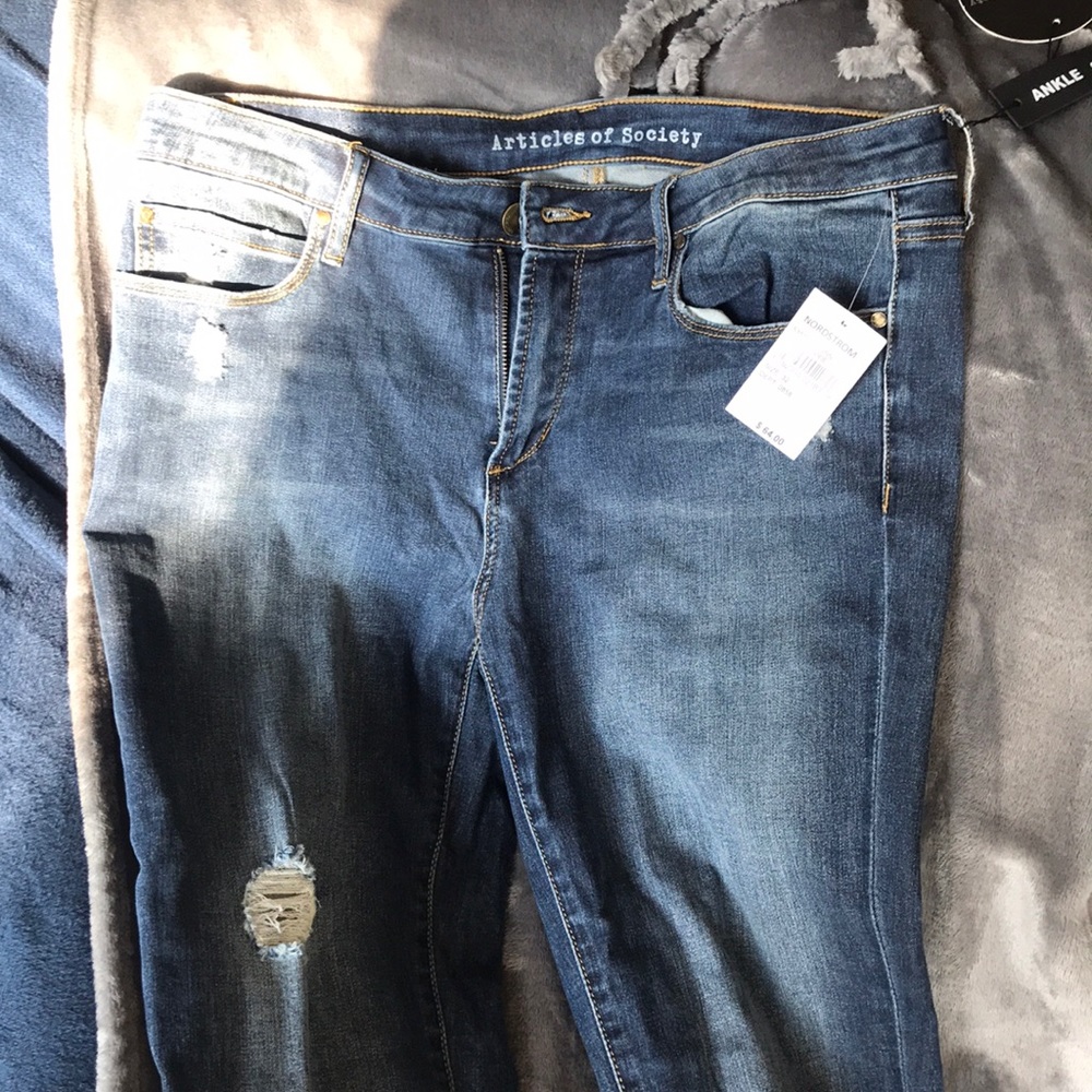 ARTICLES Of society/ 32womens/ stretchy denims/🦋nwt🍀🍀